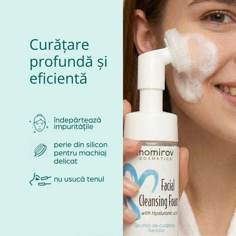 Spumă de curățare cu perie inclusă și acid hialuronic, 150 ml